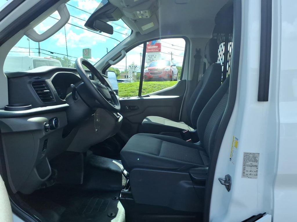 2025 Ford Transit Van Base - Photo 15