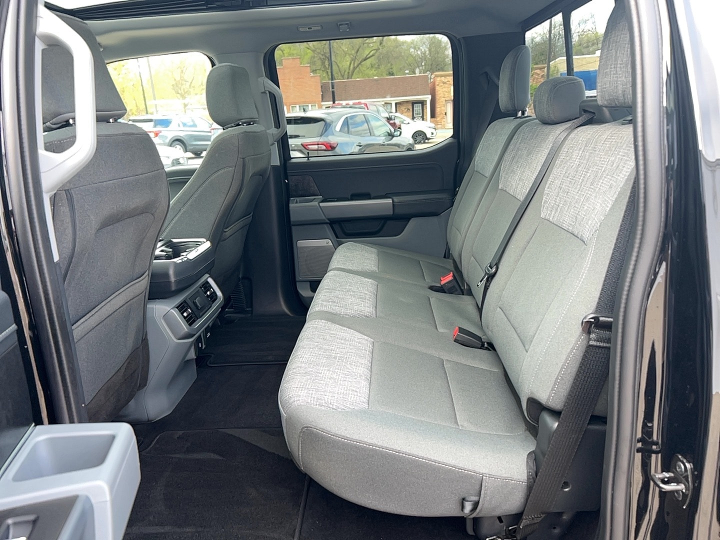 2023 Ford F-150 XLT - Photo 10