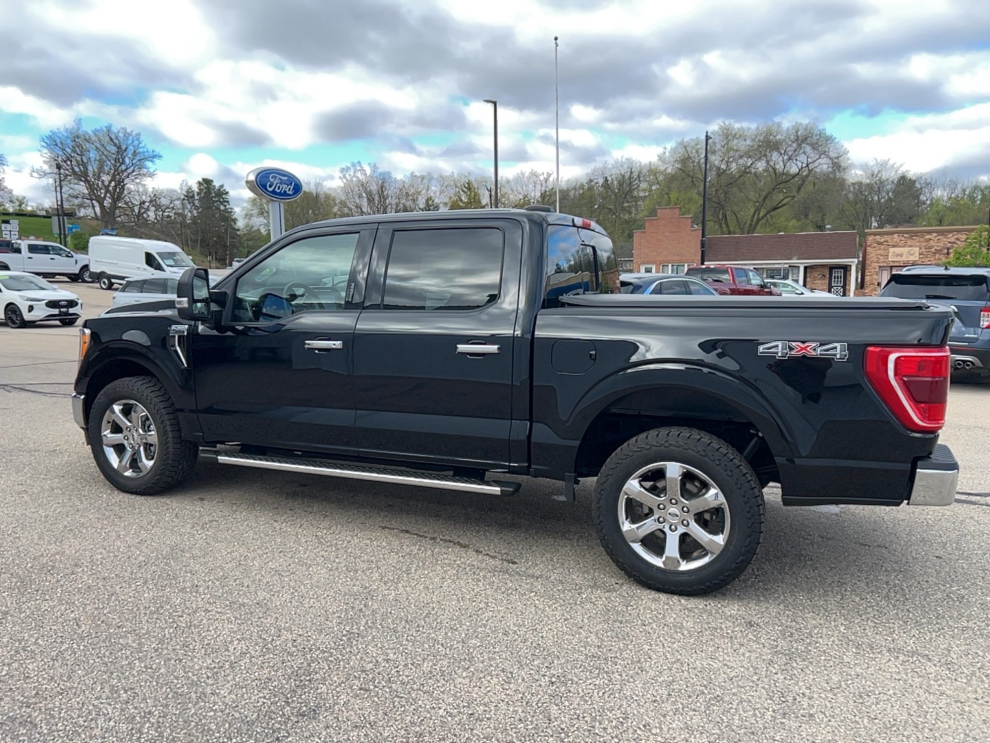 2023 Ford F-150 XLT - Photo 7