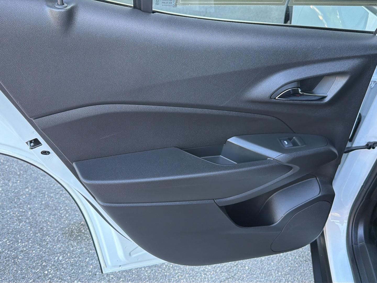 2025 Chevrolet Trax LT - Photo 17