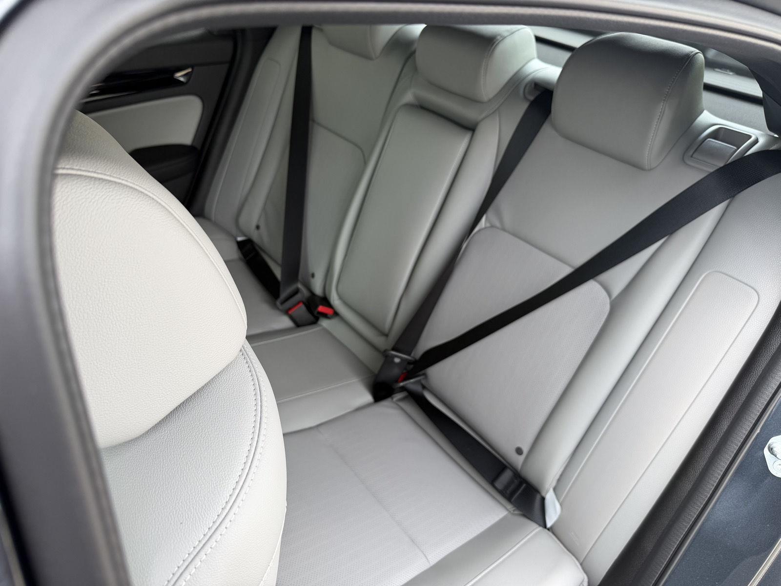 2026 Honda Civic Hatchback Sport Touring - Photo 27
