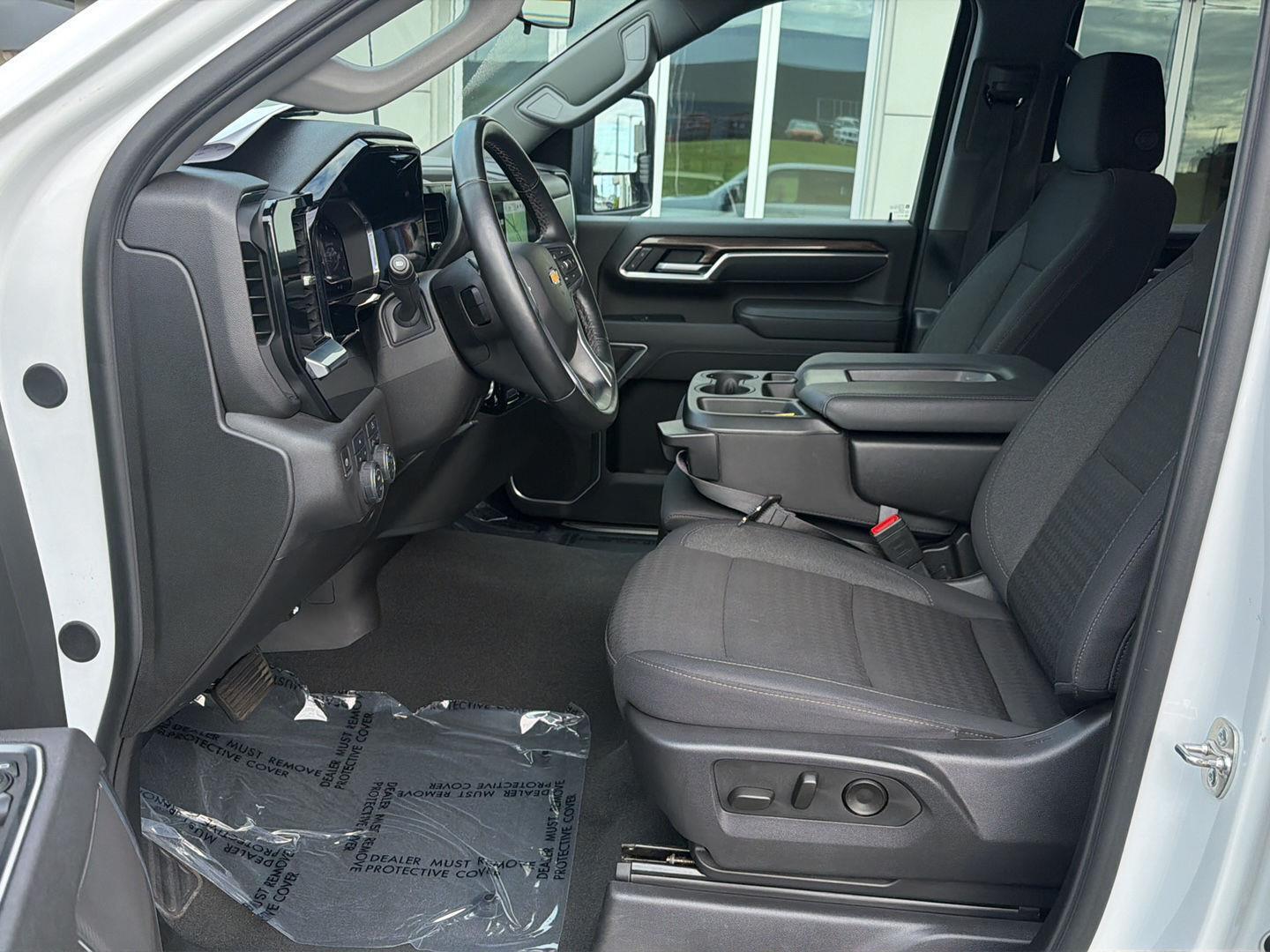 2025 Chevrolet Silverado 2500HD LT - Photo 10