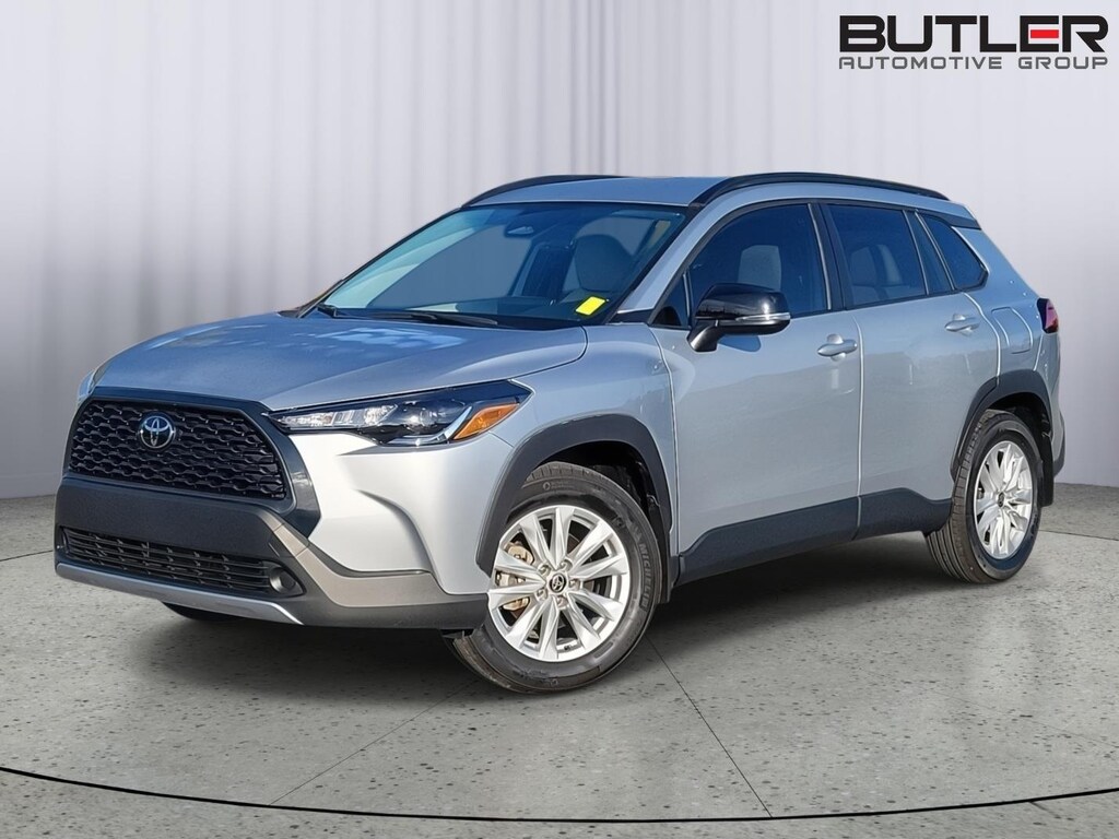 Used 2025 Toyota Corolla Cross LE SUV