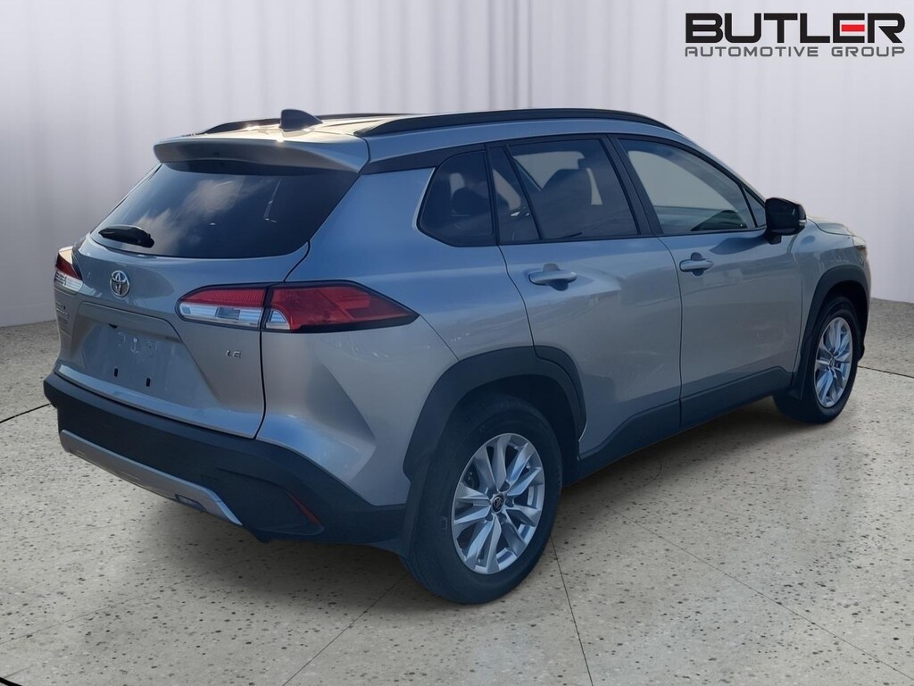 Used 2025 Toyota Corolla Cross LE SUV
