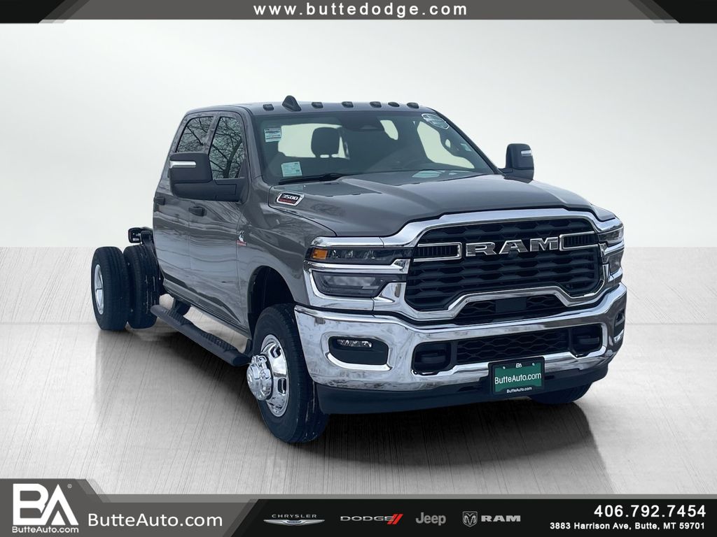 2026 RAM 3500 Chassis Cab