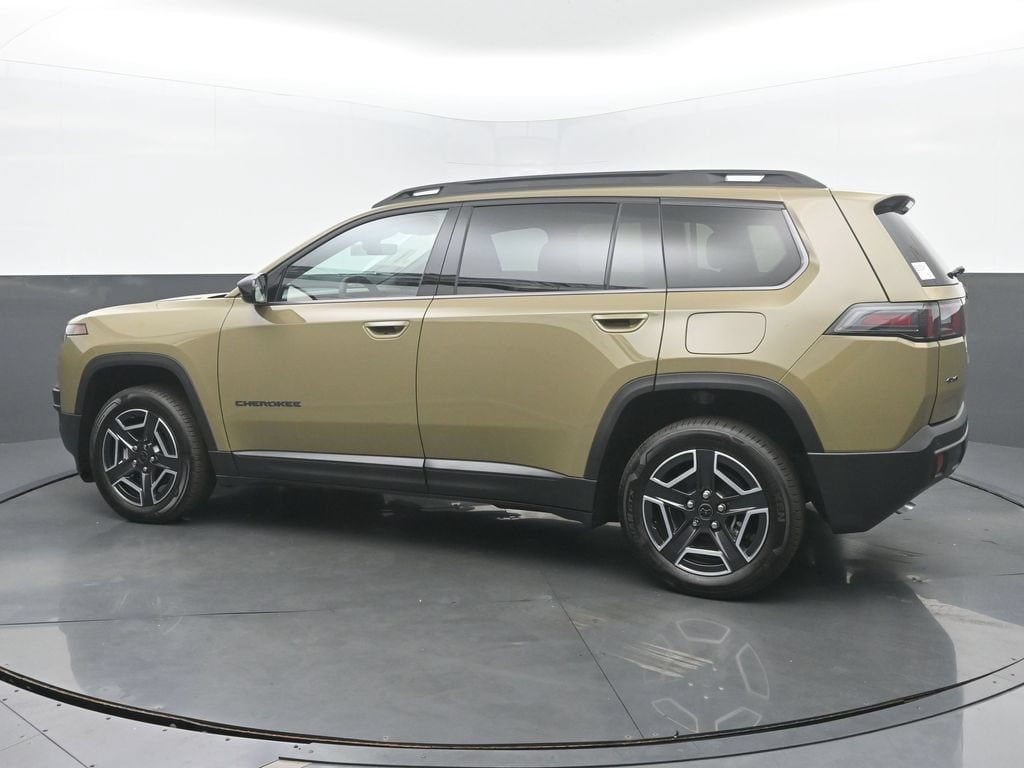 New 2026 Jeep Cherokee Laredo Sport Utility