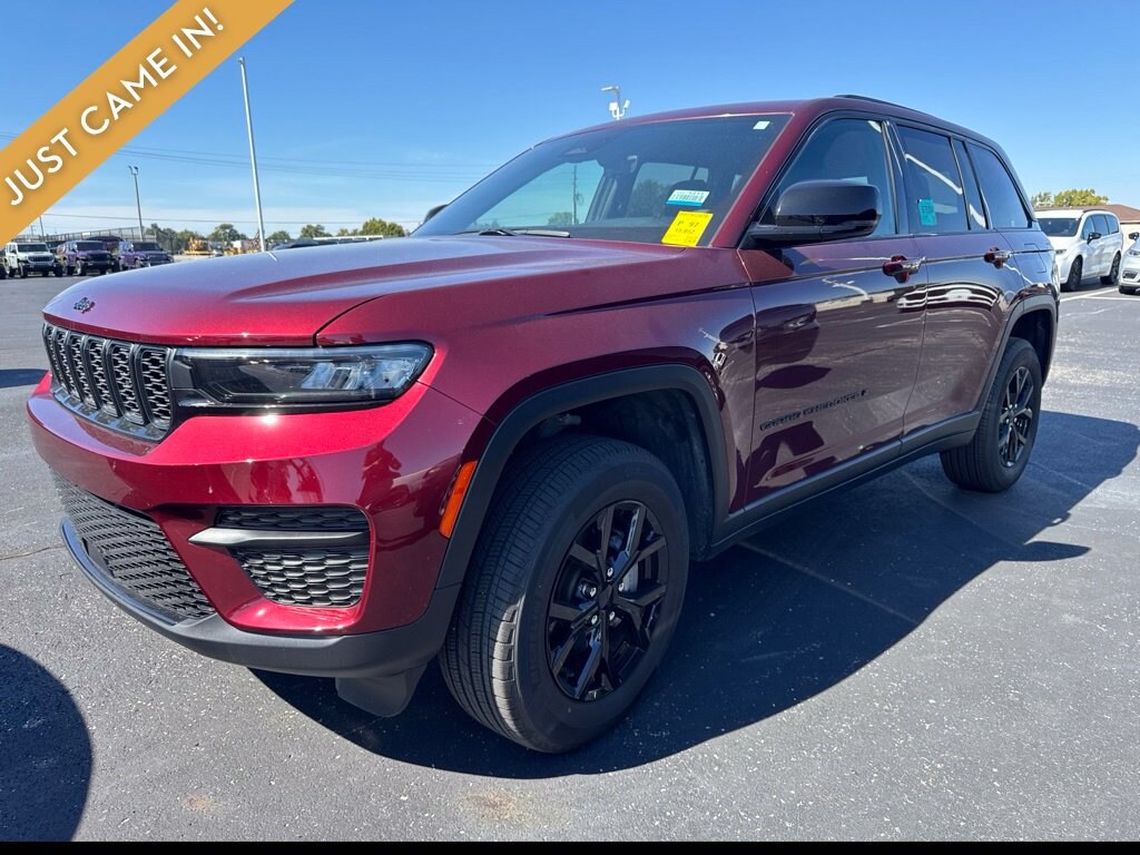 Used 2025 Jeep Grand Cherokee Altitude X SUV
