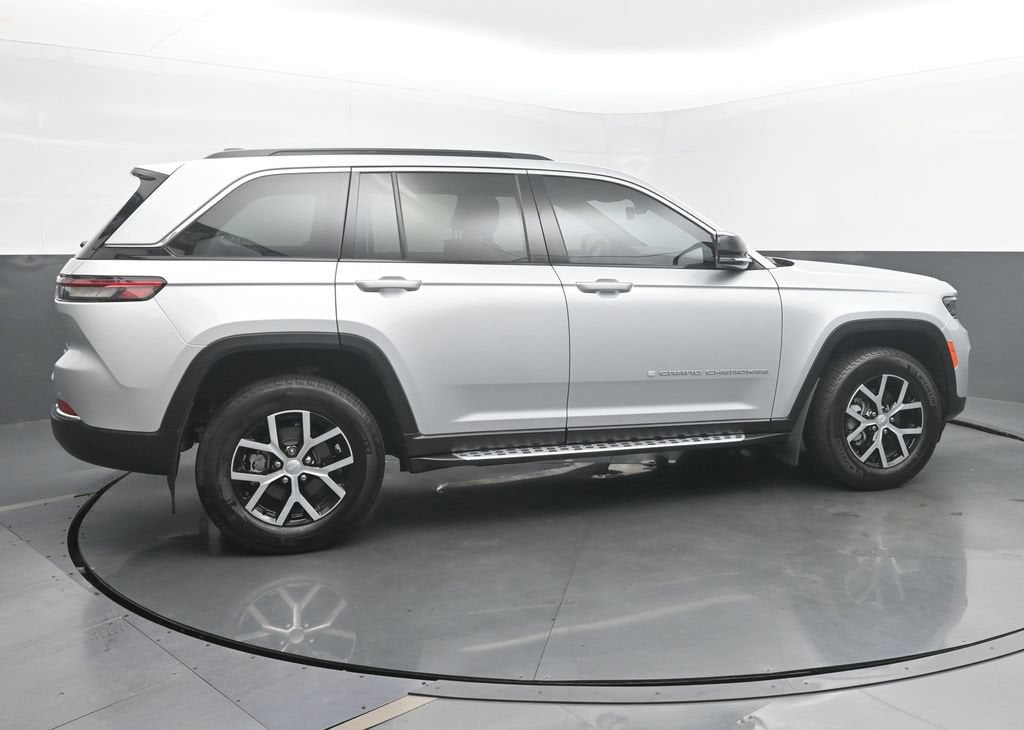 Used 2024 Jeep Grand Cherokee Limited SUV