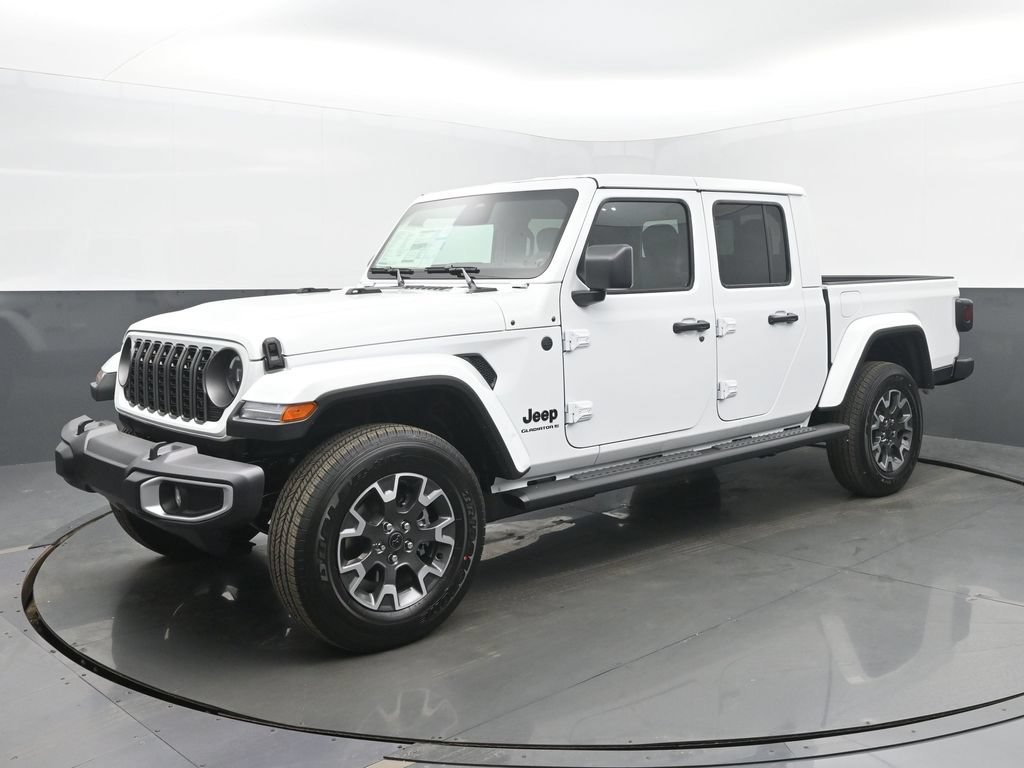 New 2026 Jeep Gladiator Sahara Pickup