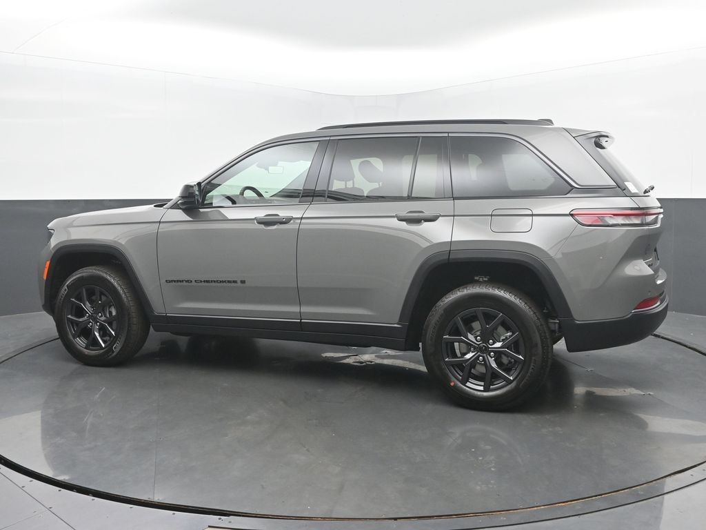 New 2027 Jeep Grand Cherokee Altitude Sport Utility