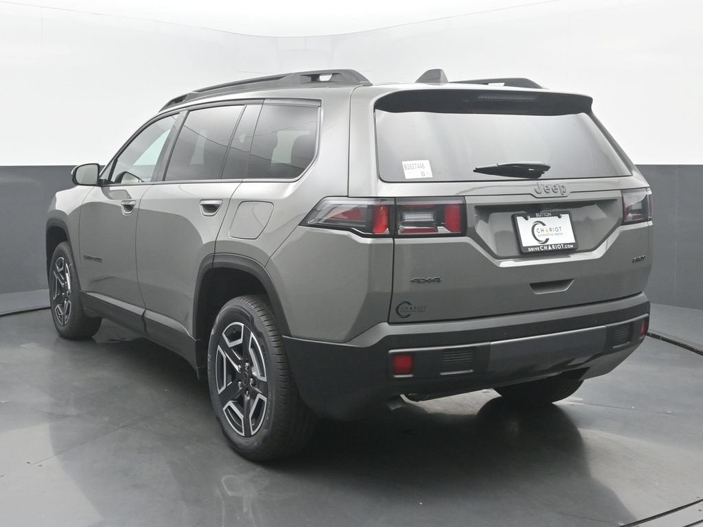 New 2026 Jeep Cherokee Laredo Sport Utility