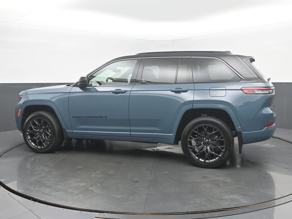 New 2027 Jeep Grand Cherokee Summit Sport Utility