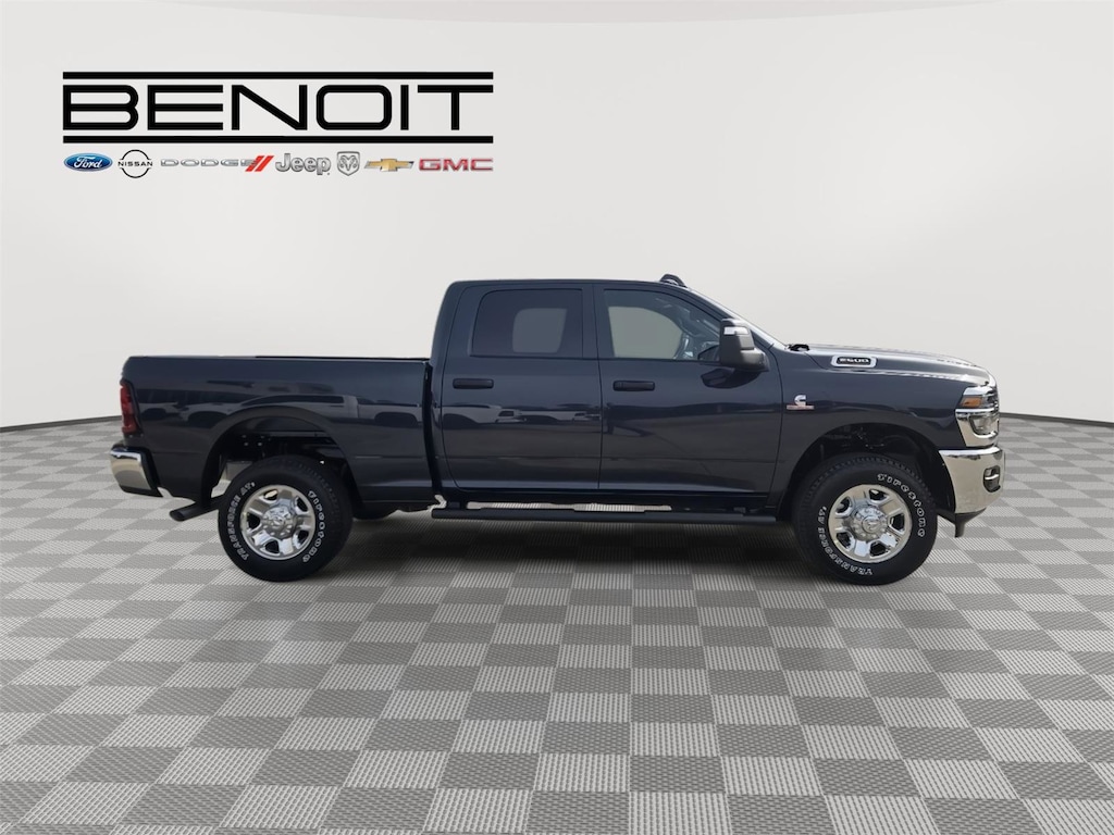 New 2026 Ram 2500 TRADESMAN CREW CAB 4X4 6'4 BOX Pickup