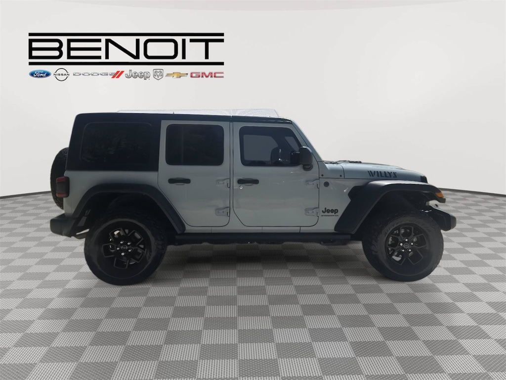 Used 2024 Jeep Wrangler Willys Willys 4x4