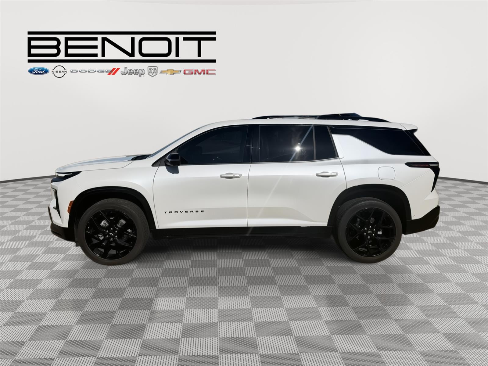 Used 2025 Chevrolet Traverse RS SUV