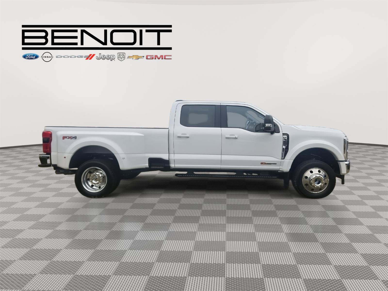 New 2027 Ford F-450 F-450® Lariat® Truck Crew Cab