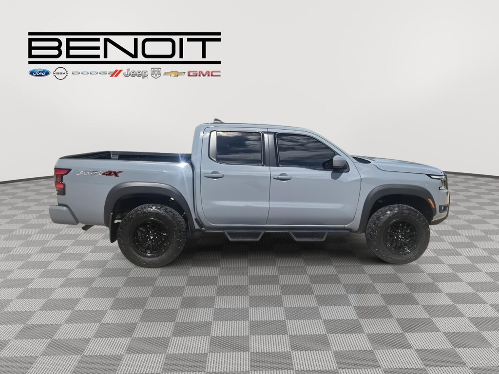 Used 2025 Nissan Frontier PRO-4X Truck