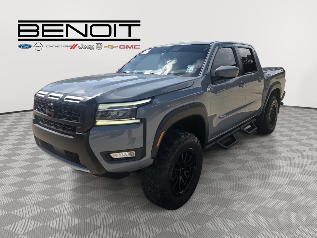 Used 2025 Nissan Frontier PRO-4X Truck