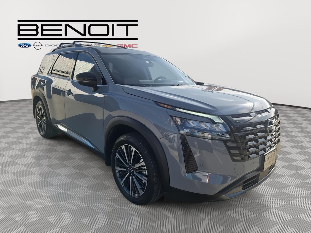 New 2026 Nissan Pathfinder Platinum SUV