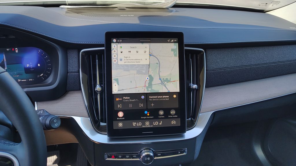 2026 Volvo XC90 Plus - Photo 20