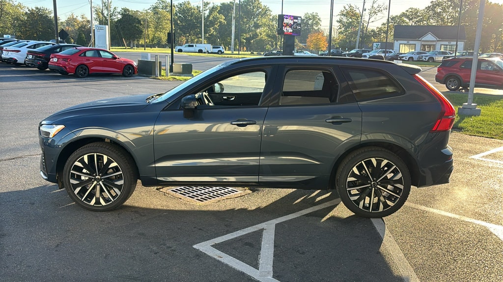 New 2027 Volvo XC60 B5 Ultra SUV