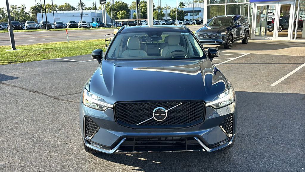New 2027 Volvo XC60 B5 Ultra SUV