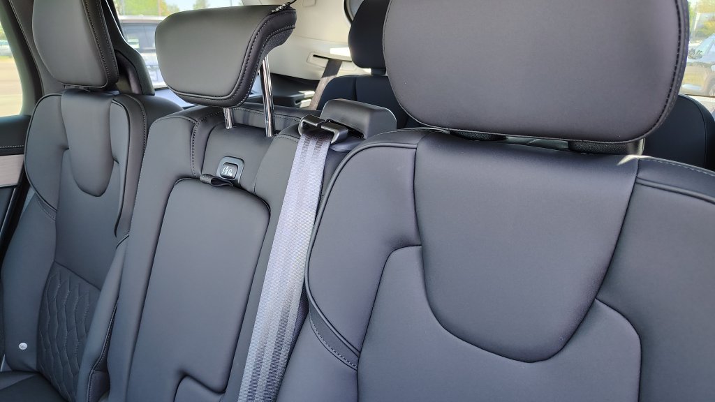 2026 Volvo XC90 Plus - Photo 27