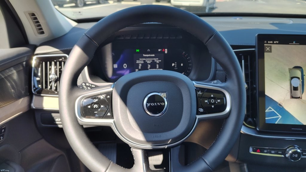 2026 Volvo XC90 Plus - Photo 13