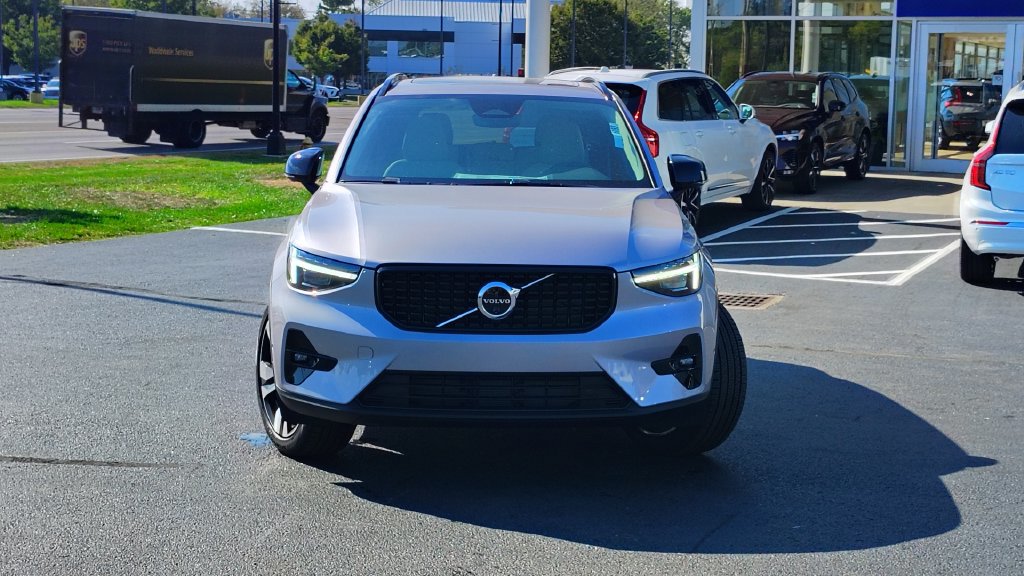 2026 Volvo XC40 Ultra - Photo 33