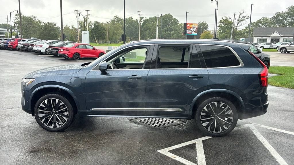 New 2027 Volvo XC90 plug-in hybrid T8 Plus 6-Seater SUV