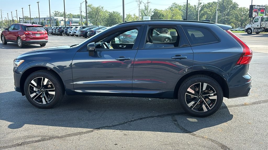 New 2027 Volvo XC60 B5 Core SUV