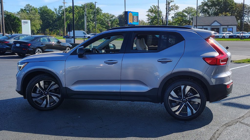 2026 Volvo XC40 Ultra - Photo 5