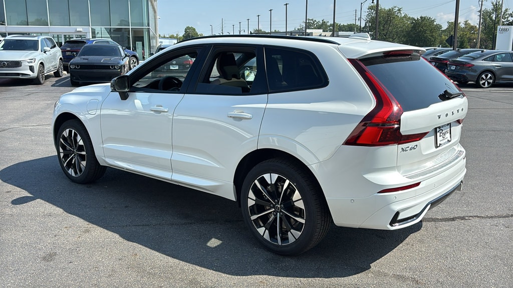 New 2026 Volvo XC60 plug-in hybrid T8 Plus SUV