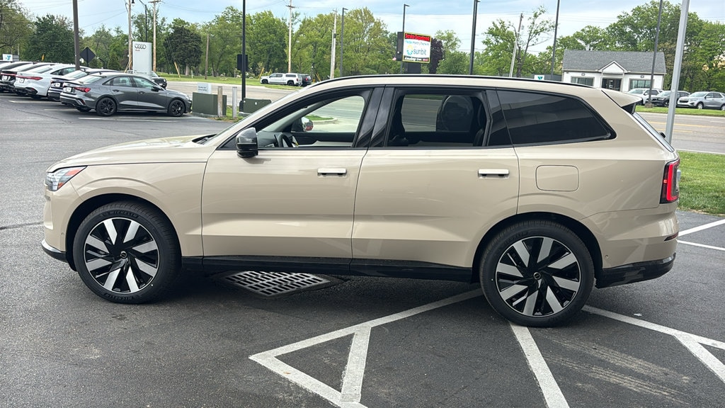 New 2026 Volvo EX90 Twin Motor Performance Ultra 6-Seater SUV