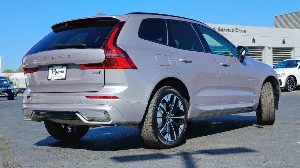 New 2026 Volvo XC60 B5 Plus SUV