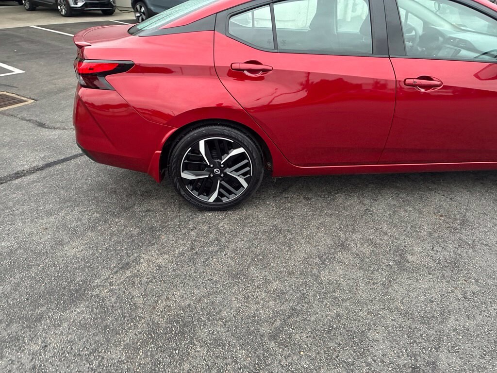 Used 2025 Nissan Versa 1.6 SR Sedan