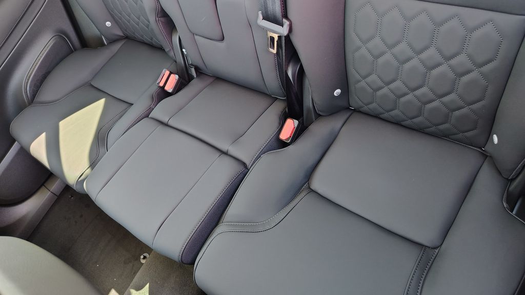 2026 Volvo XC90 Plus - Photo 27