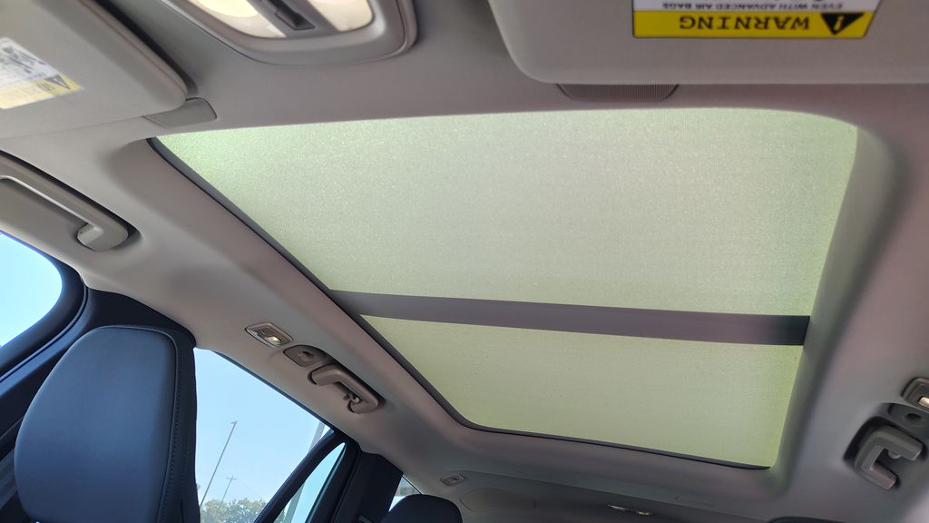 2026 Volvo XC90 Plus - Photo 25