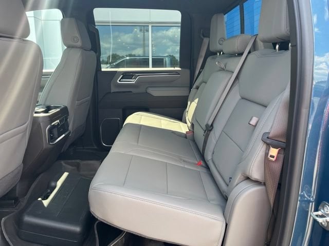 2026 Chevrolet Silverado 2500 HD LTZ - Photo 43