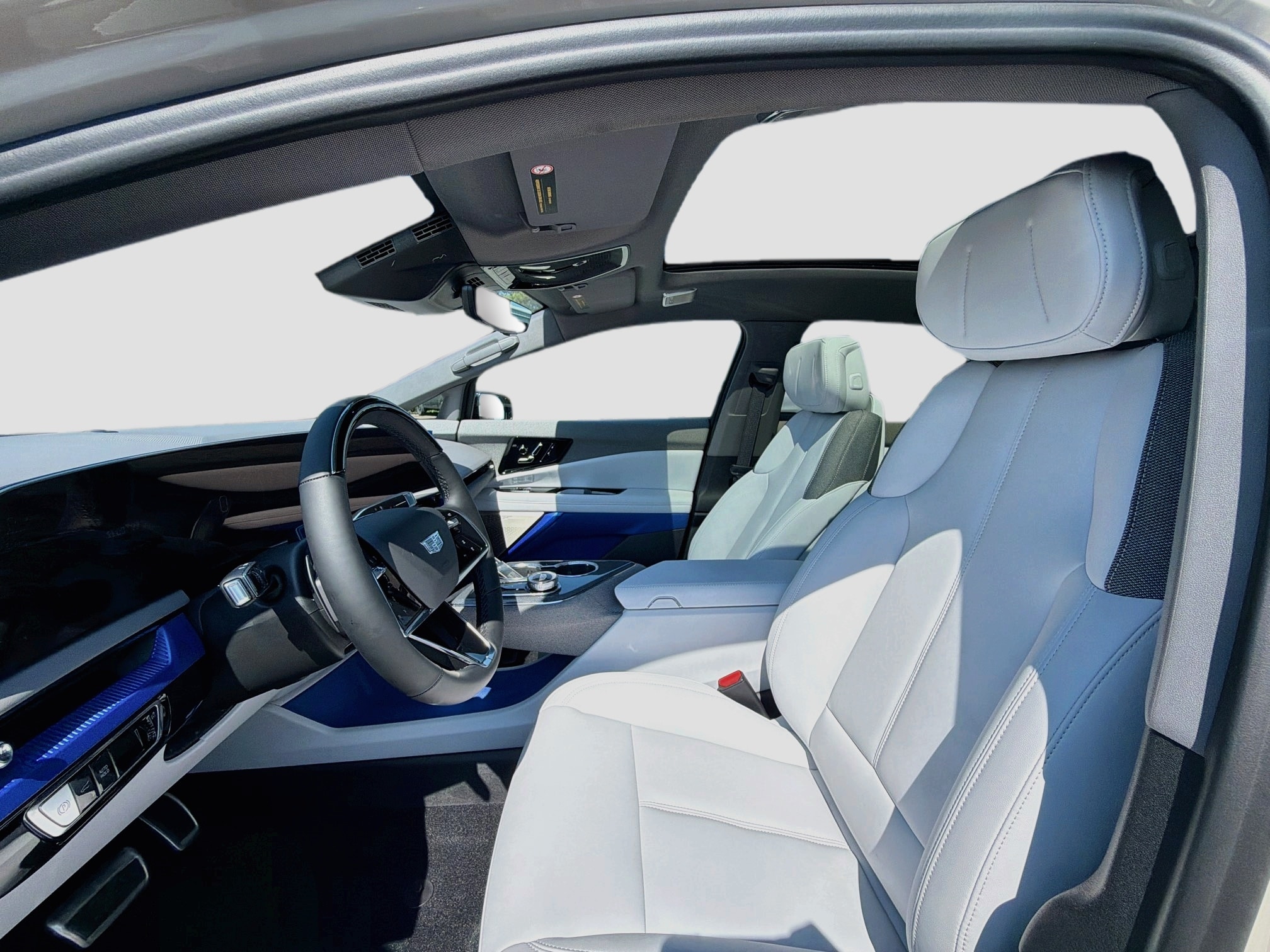 2027 Cadillac OPTIQ Luxury - Photo 22