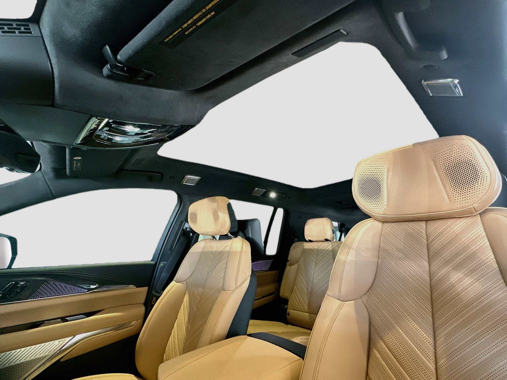 2026 Cadillac Escalade IQL Premium Sport - Photo 23