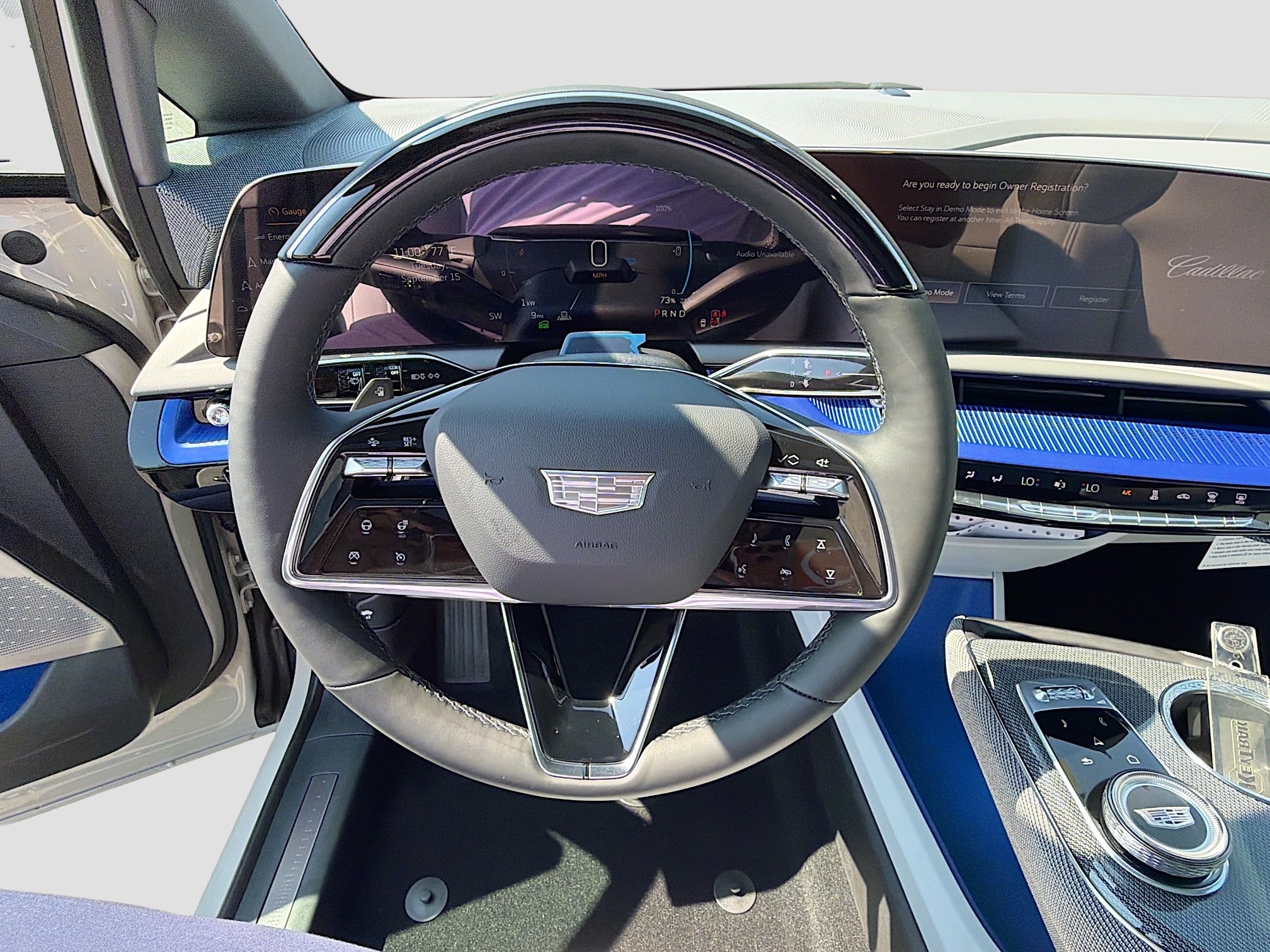 2027 Cadillac OPTIQ Luxury - Photo 11