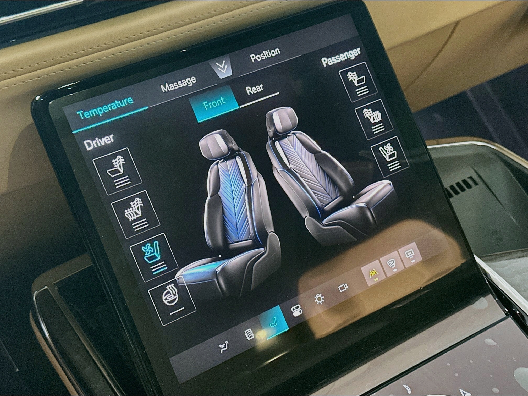 2026 Cadillac Escalade IQL Premium Sport - Photo 21