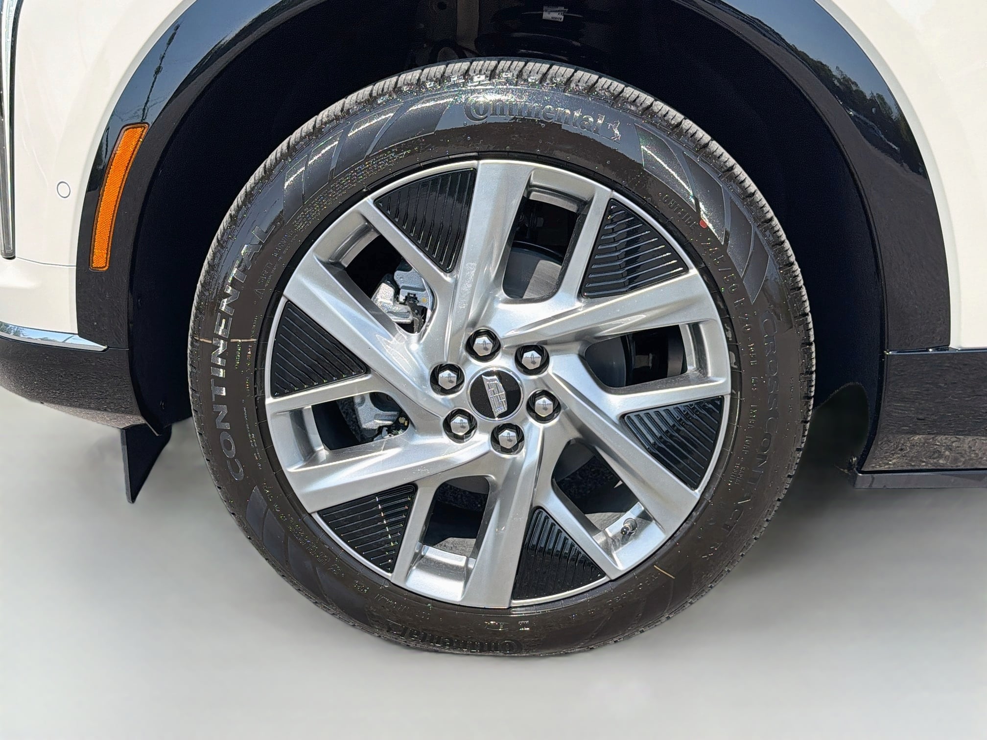 2027 Cadillac OPTIQ Luxury - Photo 33