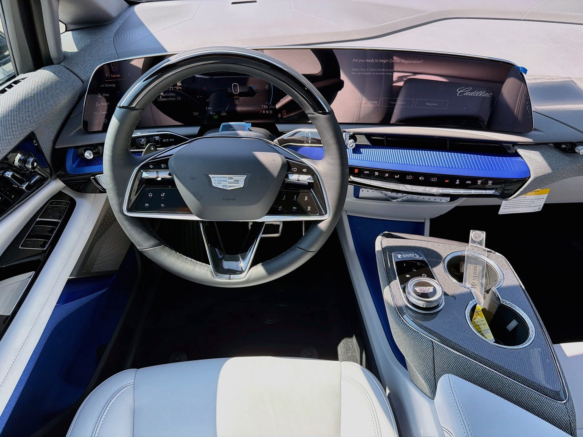 2027 Cadillac OPTIQ Luxury - Photo 24