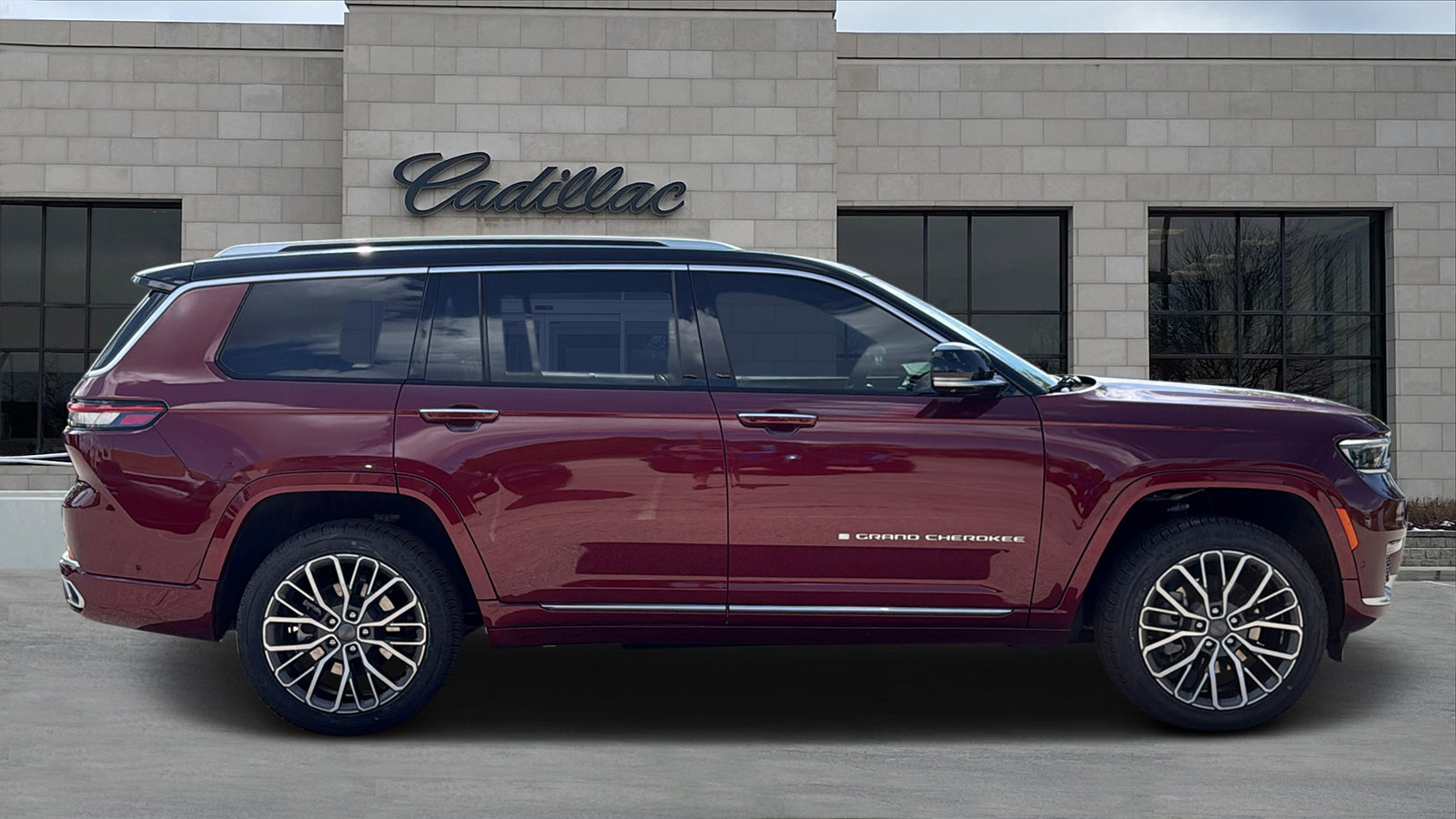 Used 2023 Jeep Grand Cherokee L Summit SUV