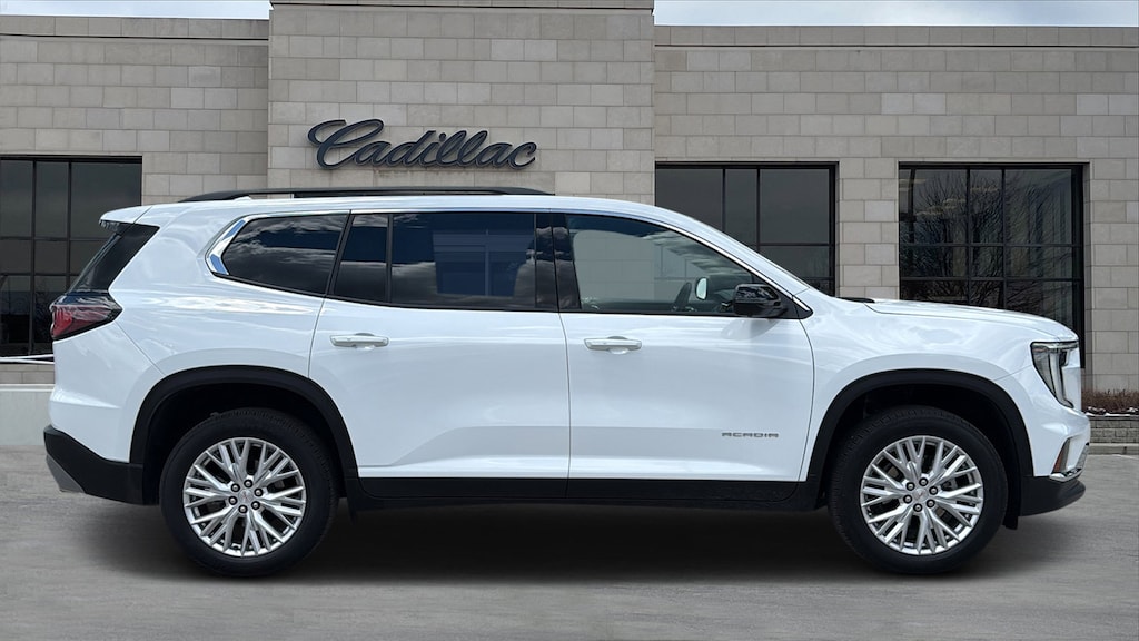 Used 2026 GMC Acadia Elevation SUV