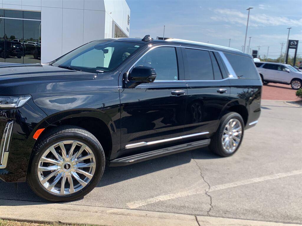 Used 2024 Cadillac Escalade 4WD Premium Luxury SUV
