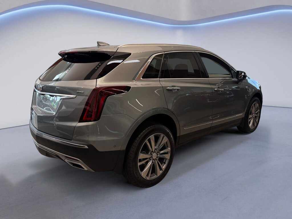 New 2026 CADILLAC XT5 Premium Luxury SUV