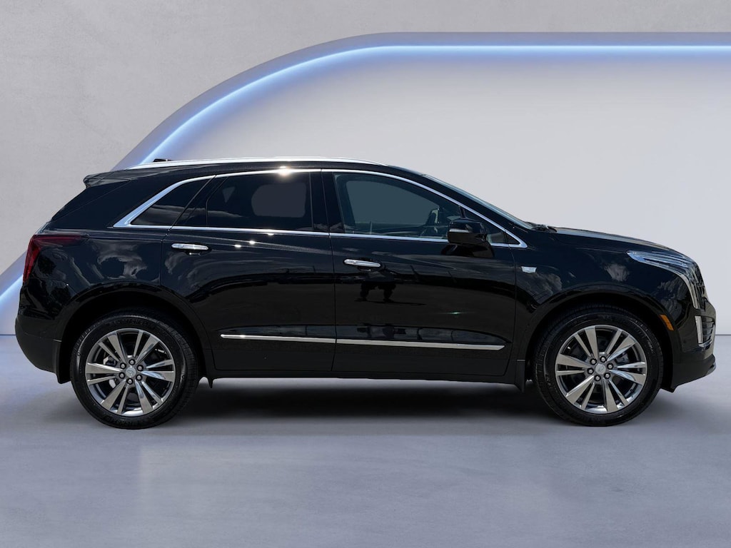 New 2026 CADILLAC XT5 Premium Luxury SUV
